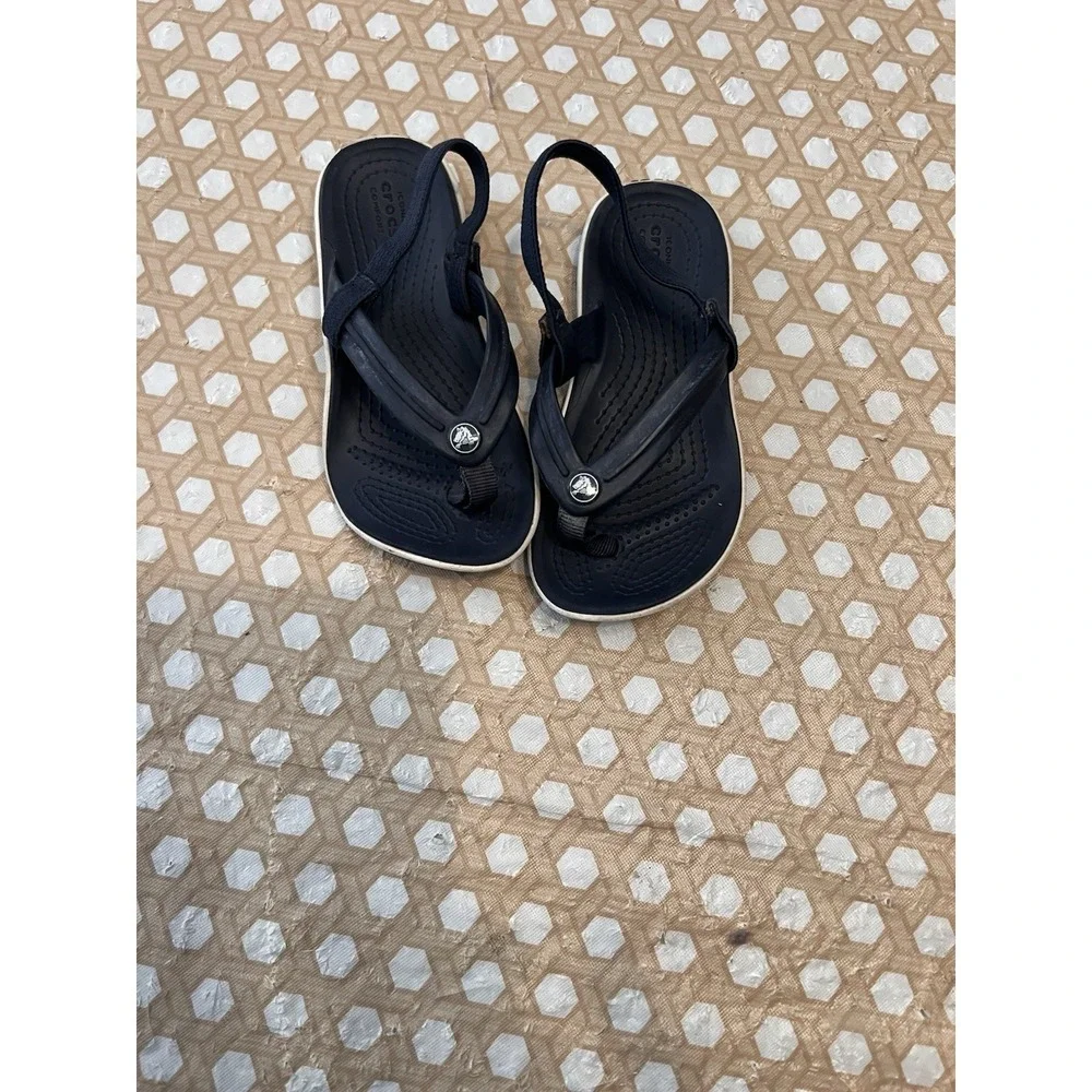 Crocs Shoes Kids Size C9 Blue Thong Sandals Flip Flops